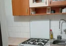 BRASADAS vinde garsoniera la etajul 3/4 pe Ostrovului.