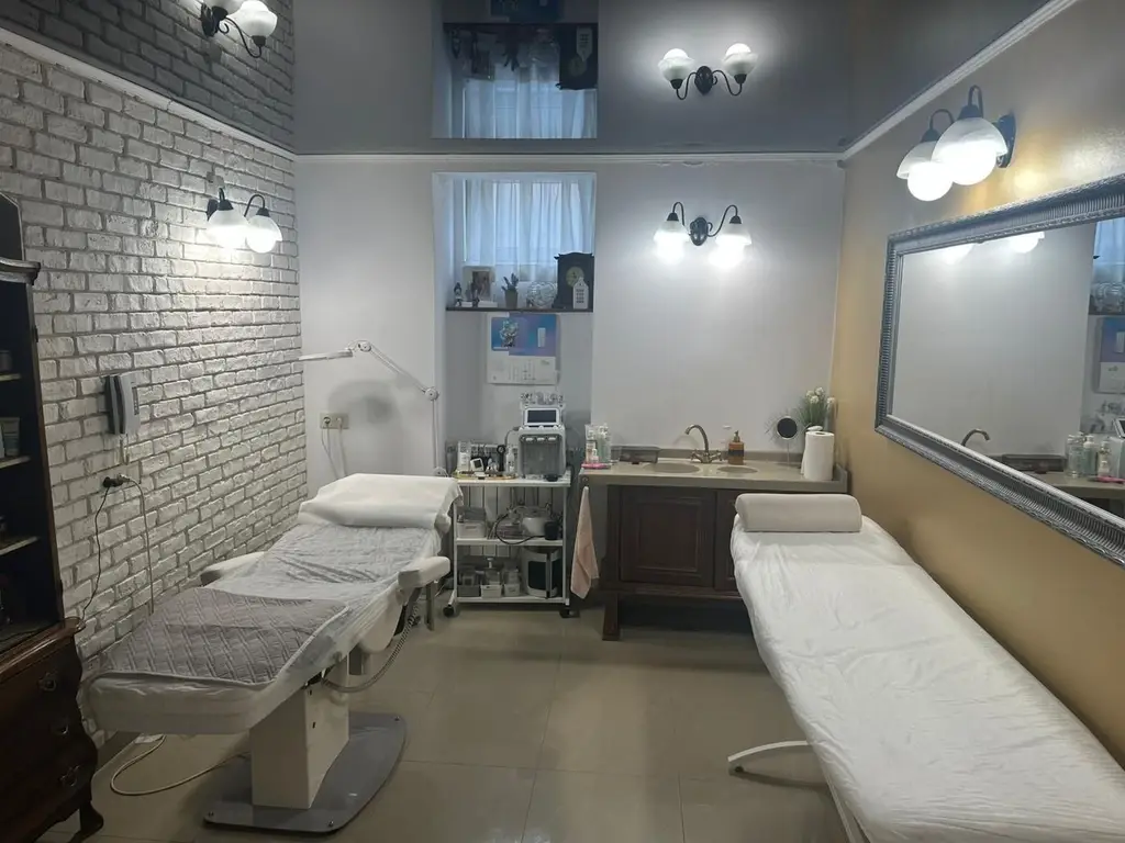 Spațiu comercial, ultracentral 125 mp – Oradea, Piața Unirii. 309 00 E