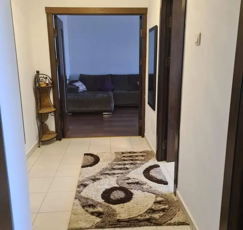 De inchiriat apartament cu 2 camere, bloc Vega, str. Tecuci, 550 euro