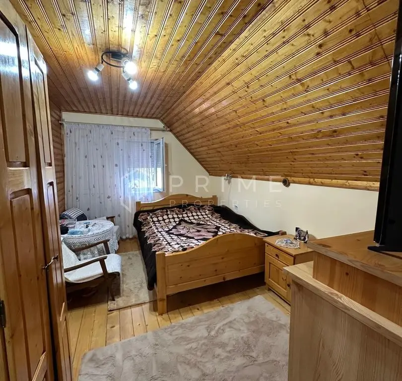 Casă spațioasă de vânzare – Corunca, zona Vatman