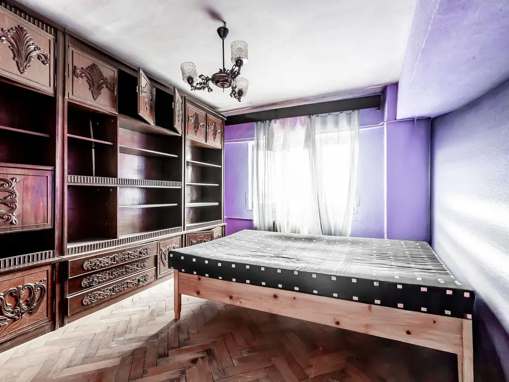 Apartament spatios in centrul orasului Chisineu Cris