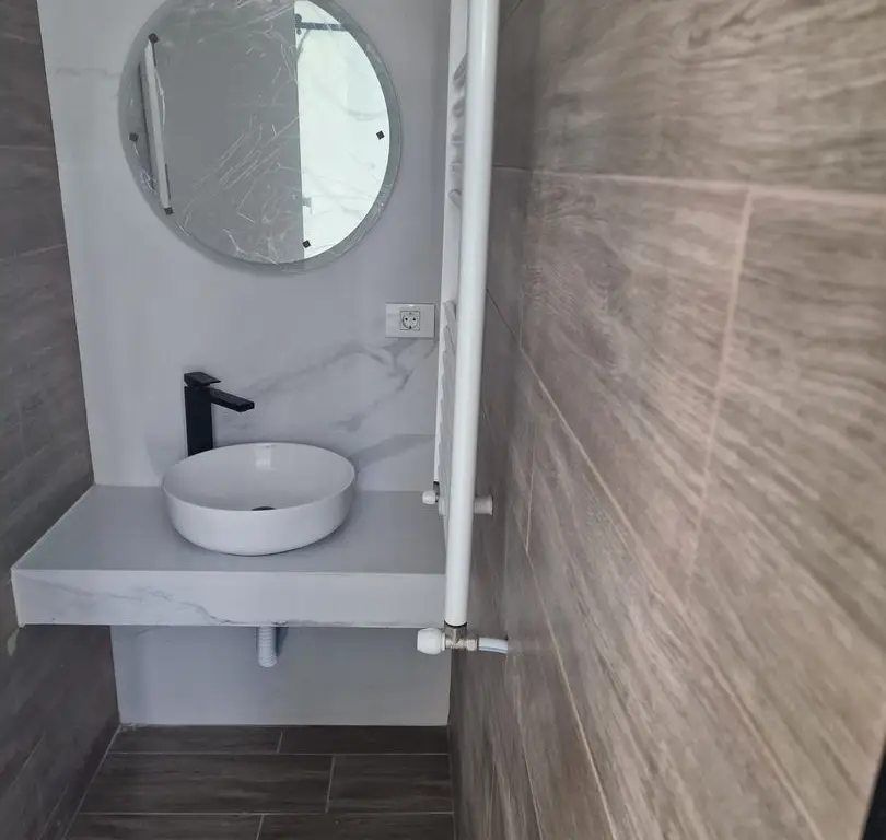Penthouse la 3 minute de Metrou Mihai Bravu