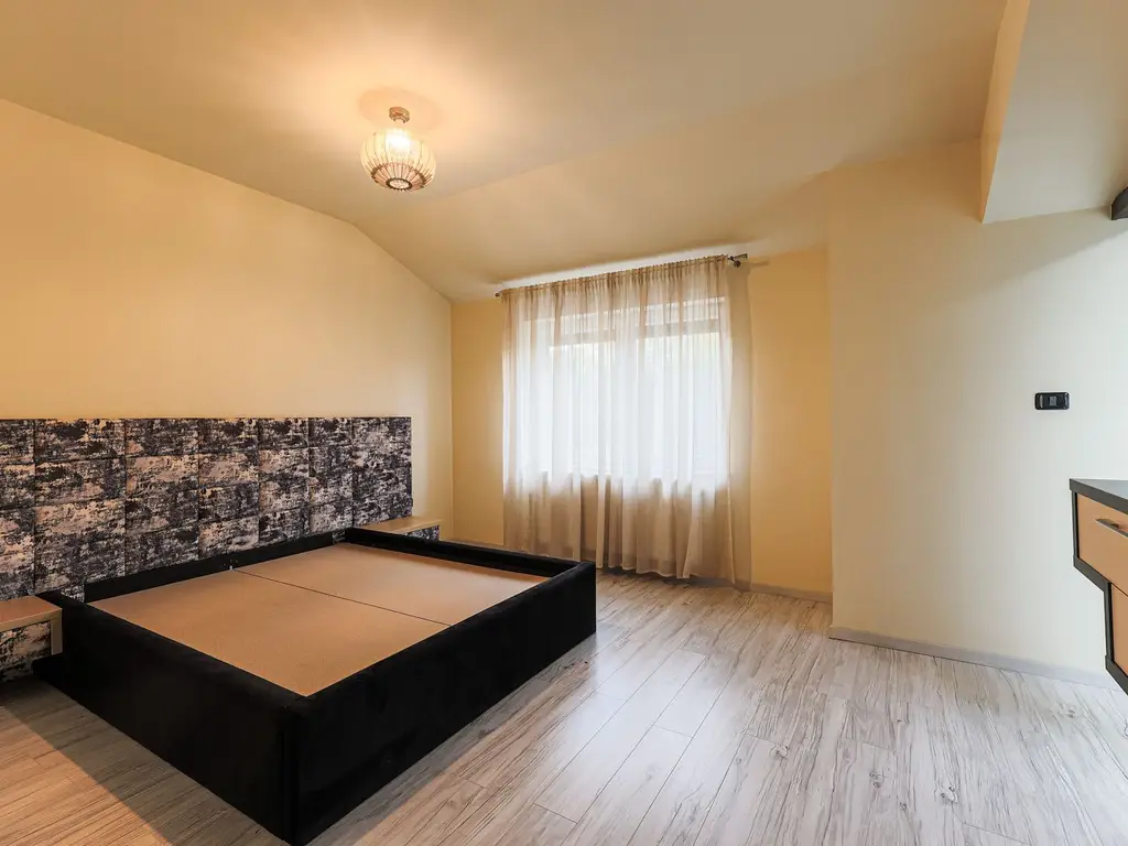 REZERVAT - Casă de vânzare în Subcetate Arad