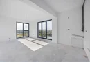 2 camere sptioase 70 mpc predare la Cheie