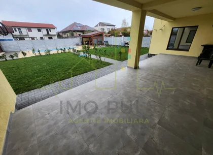 Casa Individuala. Piscina. 2 Garaje. Timisoara. Posibilitate rate