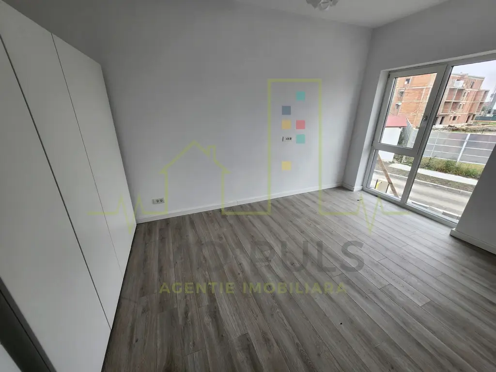 Pethouse. Comision 0 %. 3 Camere. Bloc nou. Parcare inclusa.Terase 38 mp. Lift