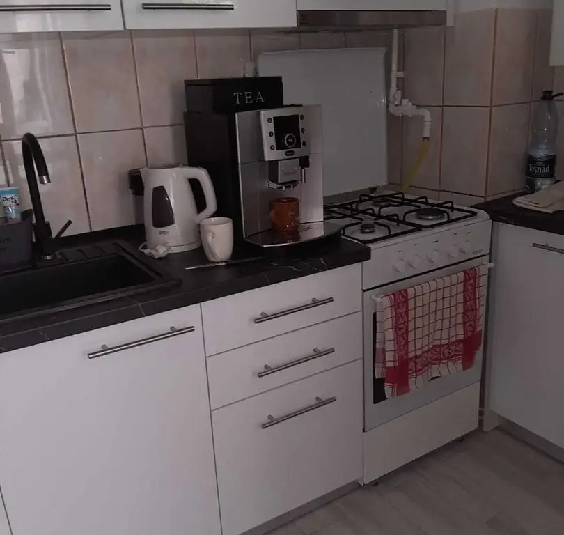 Vând garsonieră zona Ostrovului Satu Mare
