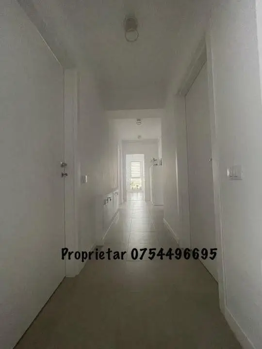 Apartament 3 camere , suprafata 90 mp, Zona Metrou N. Teclu - 155000 euro