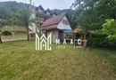 Casa de vacanta 1200 mp teren Valea Lotrioarei