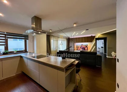 Apartament 3 camere, 107 mp, finisat, parcare, cartierul Europa