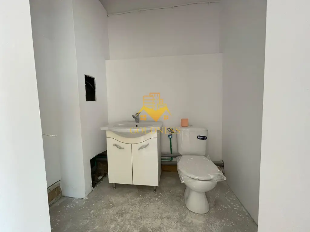 Spatiu Comercial 70MP, Parcare, Corneliu Coposu, Dambu Rotund