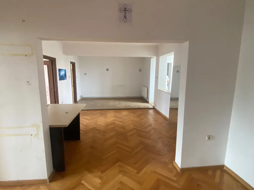 Piata Domenii - Ion Mihalache apartament 3 camere de vanzare