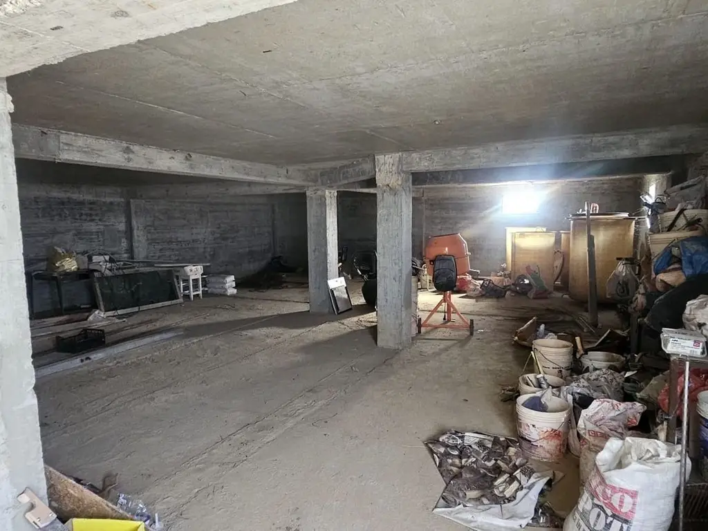 Casa la rosu Bariera Traian, teren 896 mp, COMISION 0%