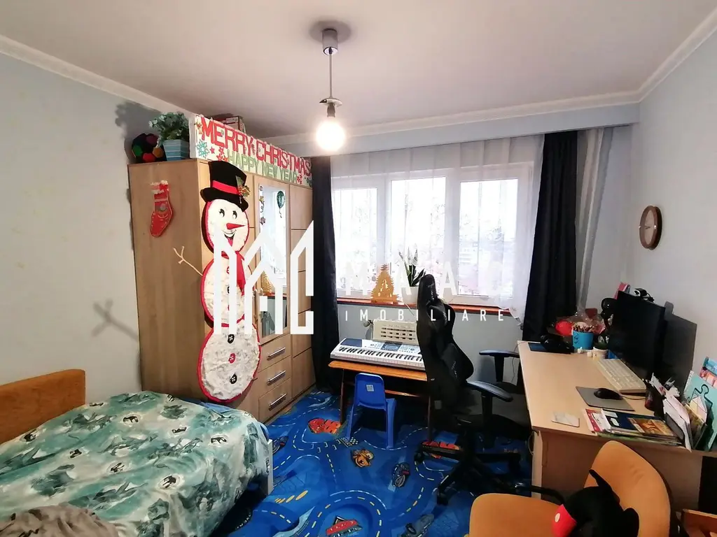 Apartament 3 camere I Decomandat I Zona Vasile Aaron