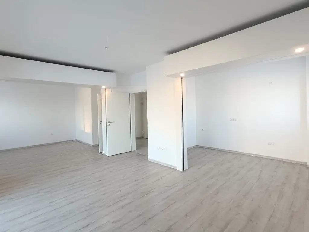 Oferim spre vanzare apartament 2 camere modern cu pereti retractabili