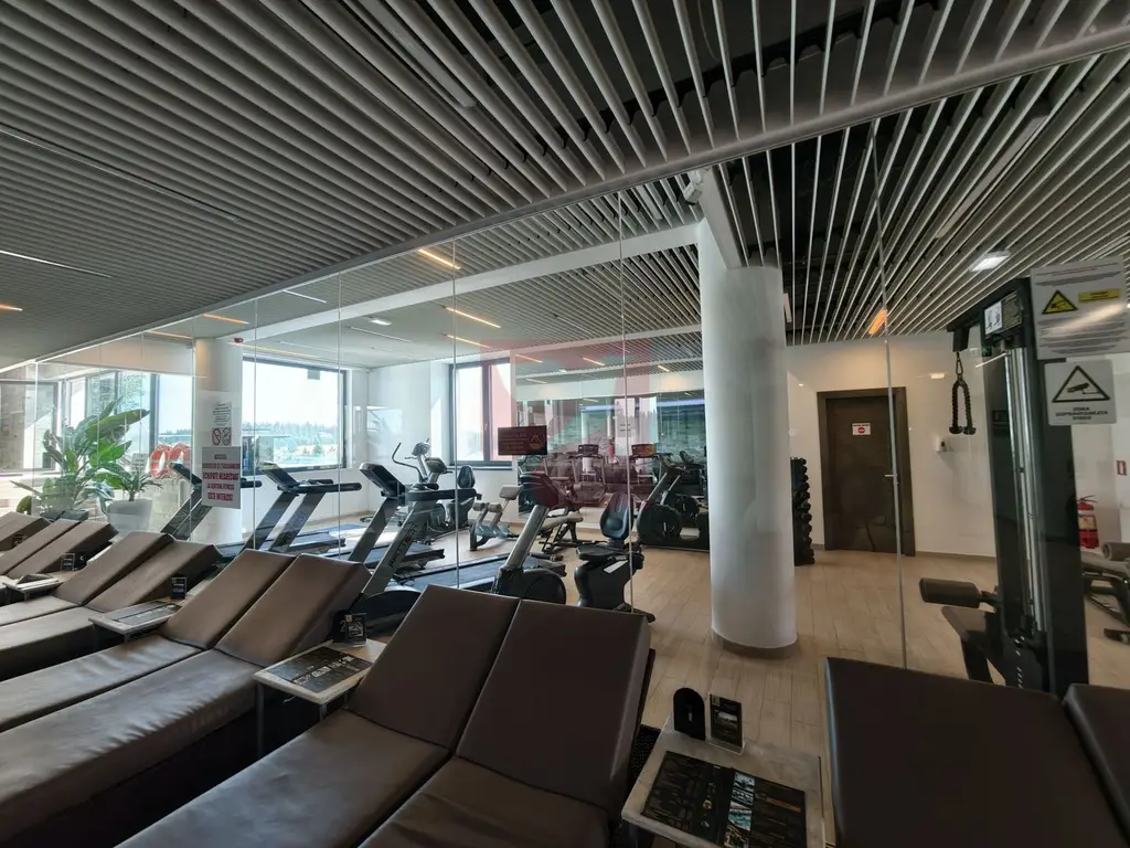 2 apartamente intr-unul singur!
