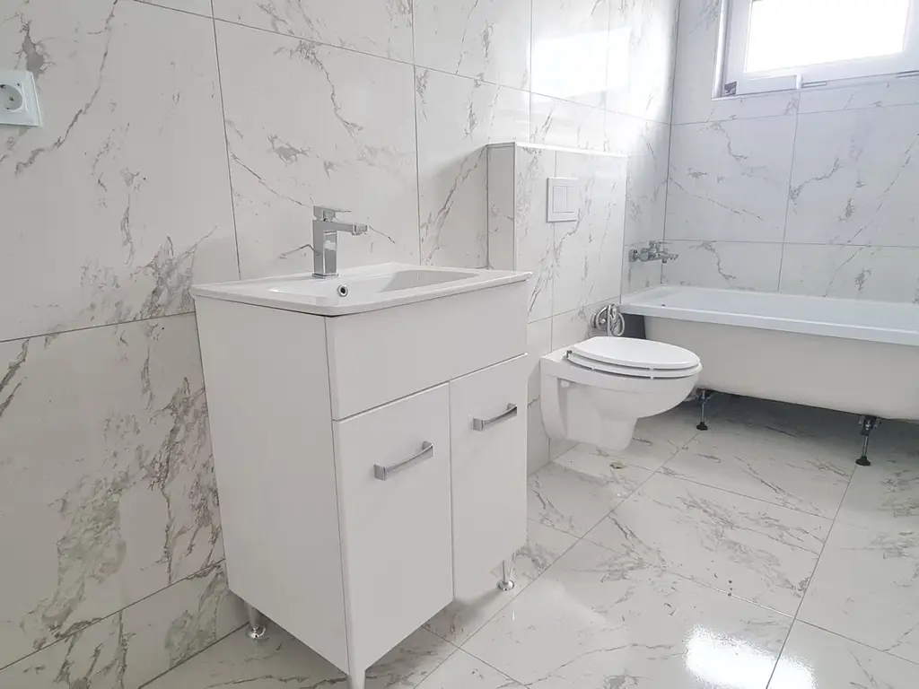Casa 4 camere un nivel finalizata intabulata cartier Izvor Tarlungeni