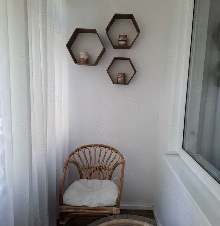Apartament 4 camere, decomandat, 80.94 mp