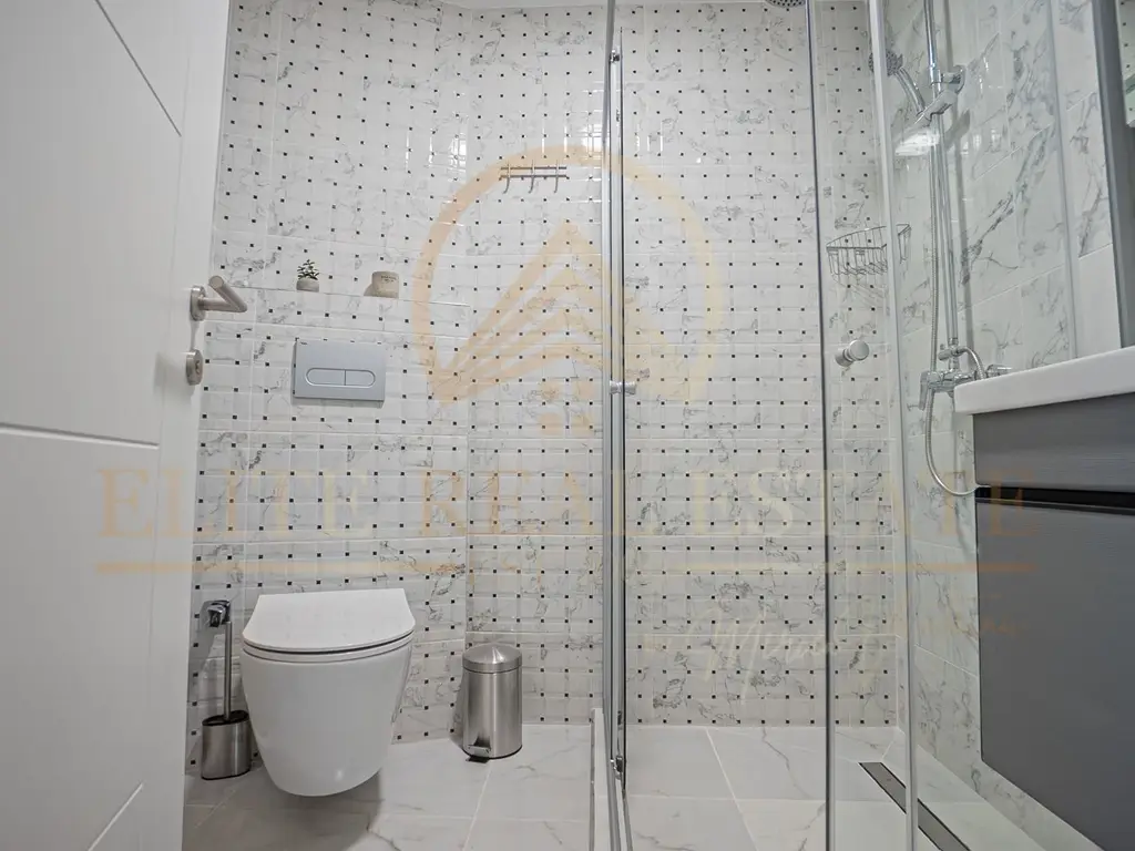 Tomis Plus - Celine Elegance - Vânzare apartament cu 3 camere, etaj 4.