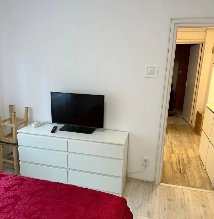 Inchiriere apartament 3 camere