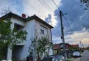 Ag EUROPA vinde casa cu etaj cu teren aferent de 10 ari în Lazuri.