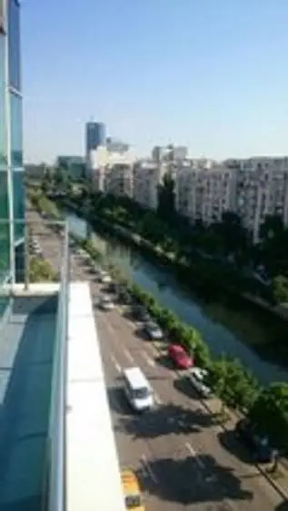 BRASADAS închiriază Sp birouri 200 mp Etaj 4 Timpuri Noi.