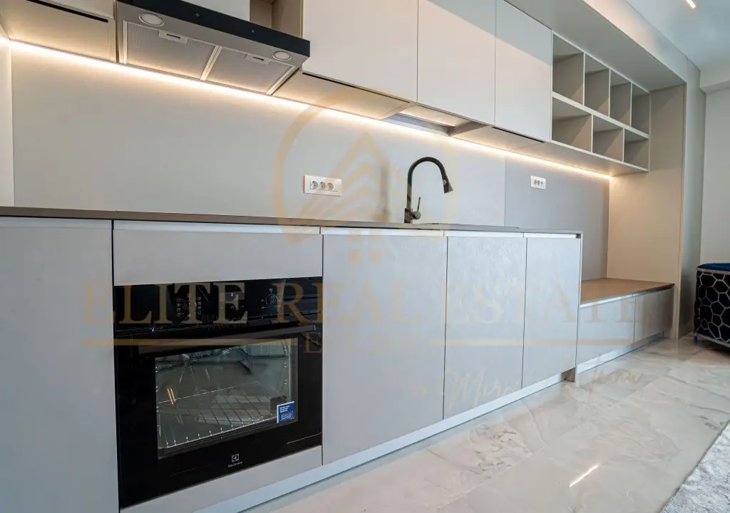 Mamaia - Complex Opera - Apartament cu 2 camere cu vedere la mare