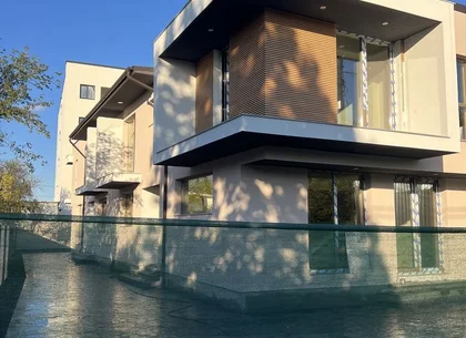 Duplex compus din 5 camere zona Bucuresti noi proprietar