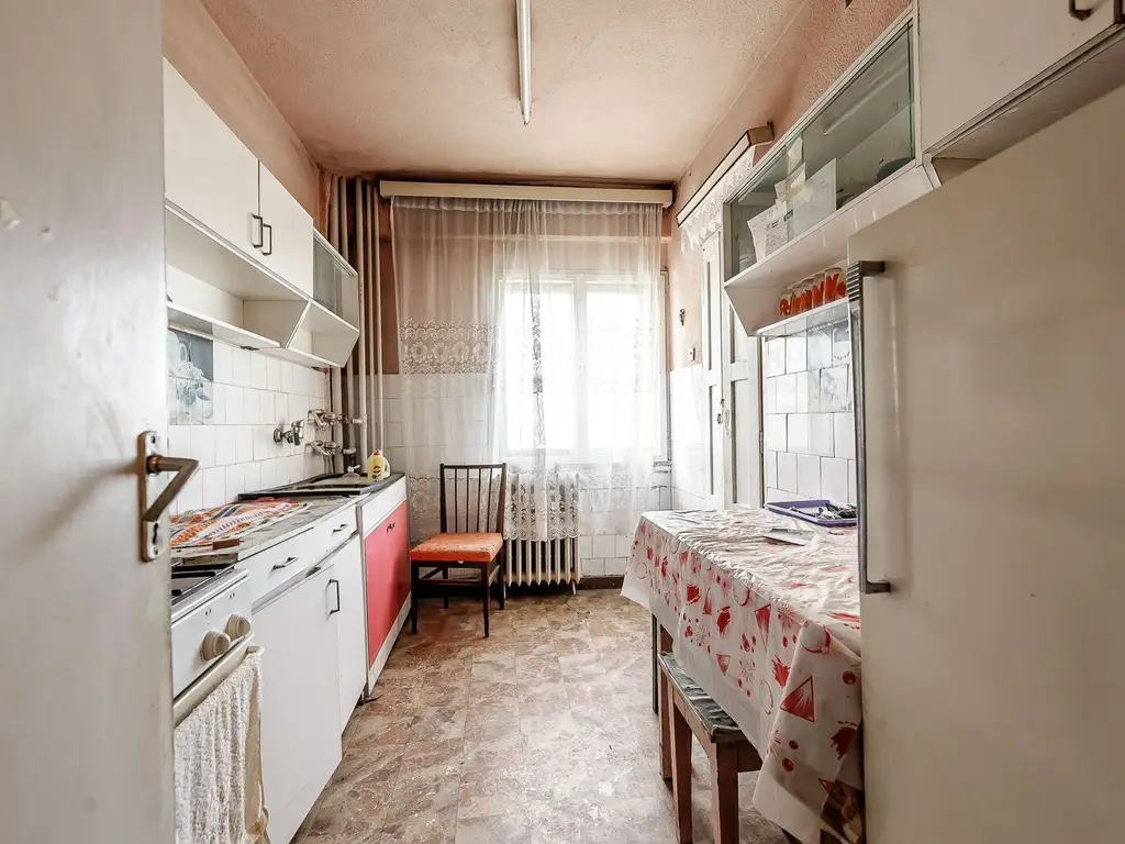 REZERVAT Preț redus Apartament cu 2 camere spatios la etajul 3
