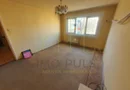 3 Camere. Etaj intermediar. Boxa. Centrala proprie. Termopane.
