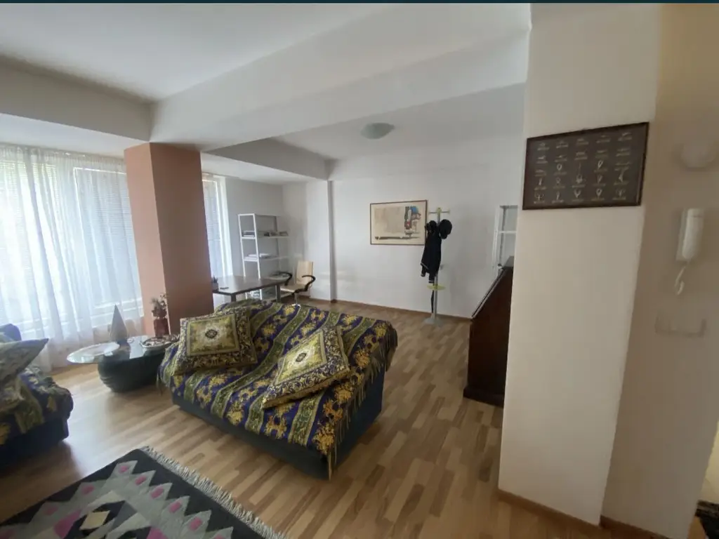 Apartament 3 camere Strada Rodnei