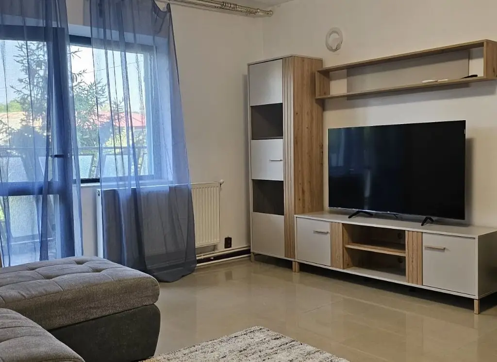 De inchiriat apartament cu 3 camere, zona Gara, 590 euro