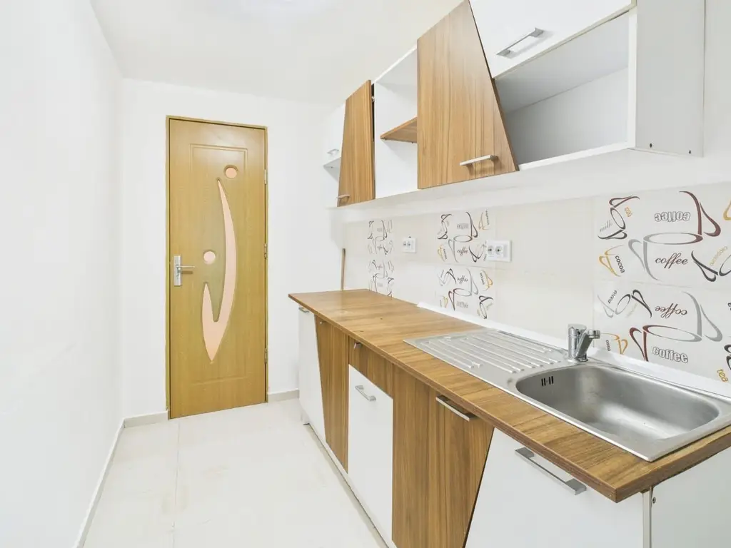 Apartament 1 cameră cu balcon și pod compartimentat | Dâmbovița, Timiș