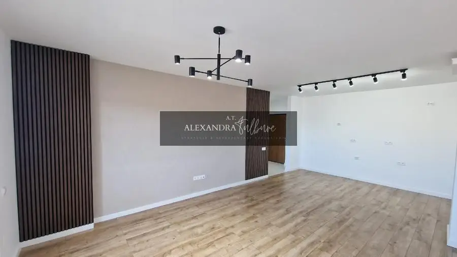 Apartament 2 camere, etaj intermediar, terasa,