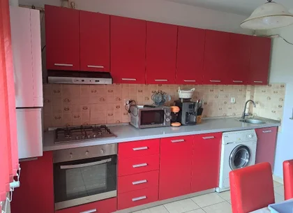 BRASADAS vinde ap 4 cam etaj 4/4 Careiului LIDL.