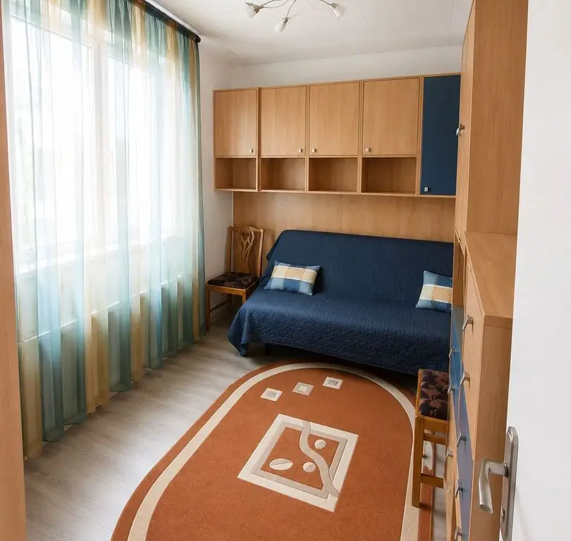 Apartament la casă cu terasă generoasă, între Lipovei și Aradului – co