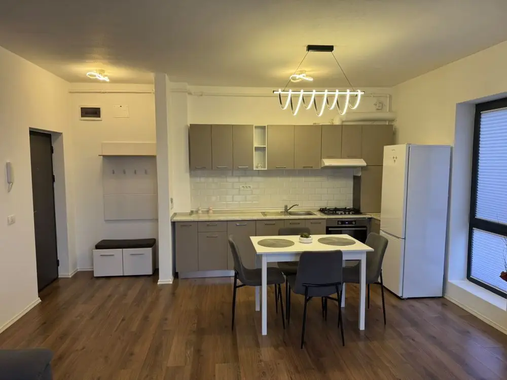 Apartament 2 camere GIROC