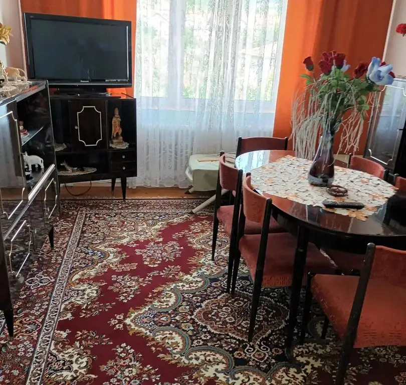 Casă de vânzare