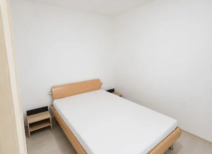 Apartament 2 camere, parter înalt, mobilat și utilat complet