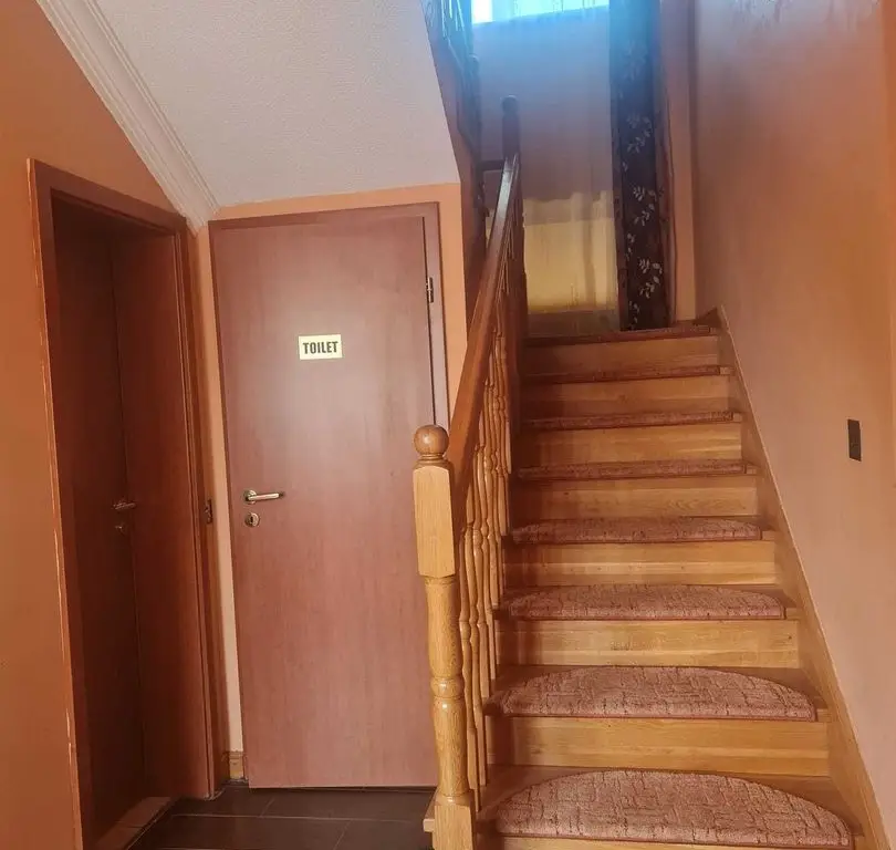 BRASADAS vinde casă 4 cam 3.15 ari zona L Blaga.