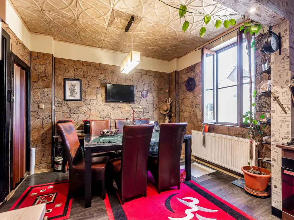 PREȚ NOU! Apartament cu 3 camere & curte | zona Malul Mureșului