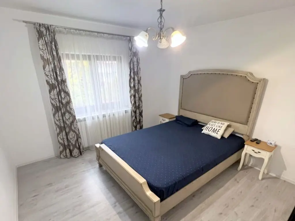 Apartament cu doua dormitoare, mobilat - cartier IC FRIMU