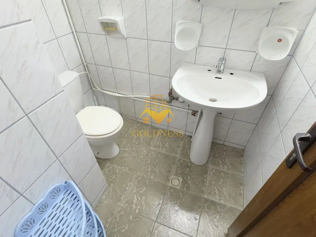 3 camere, decomandate, 2 balcoane, 2 bai, Manastur Zona 18 GYM, Tasnad