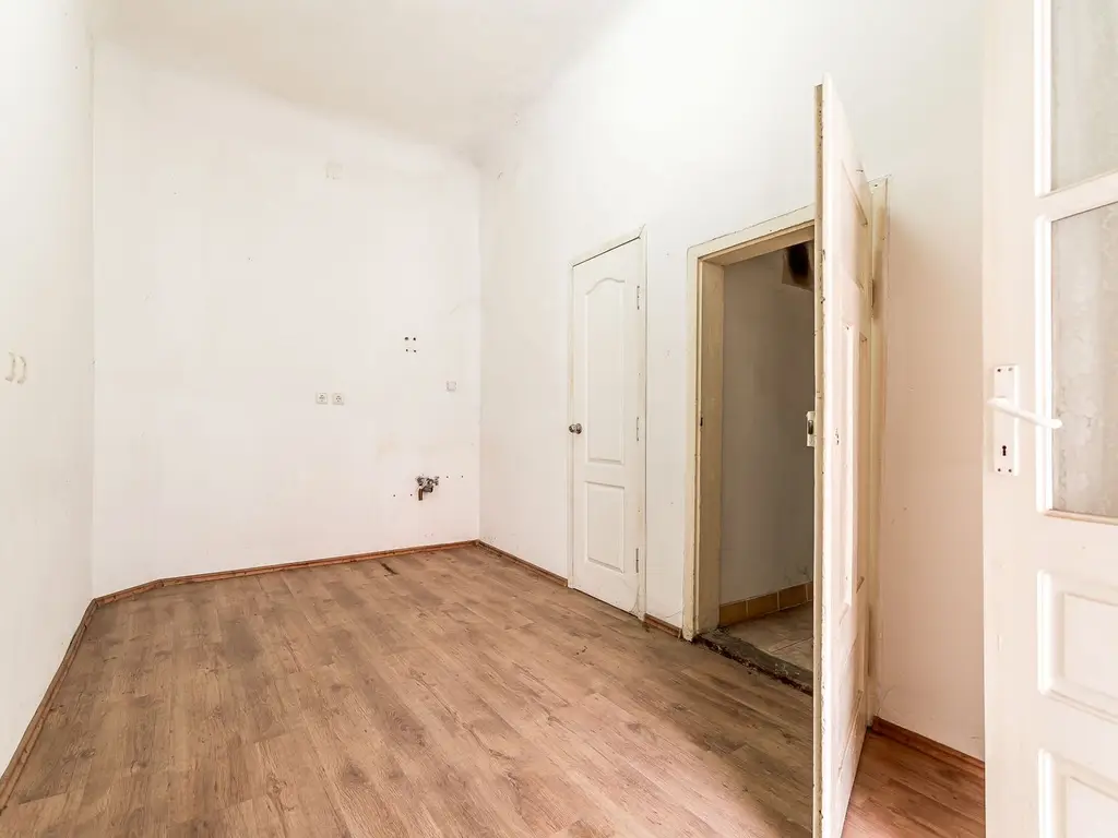 Apartament 2 camere Str. Lucian Blaga, clădire în renovare completa