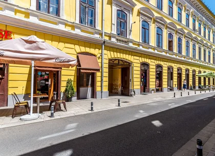 Spațiu birouri central cu 2 intrări pe Str. Unirii 1 Arad.