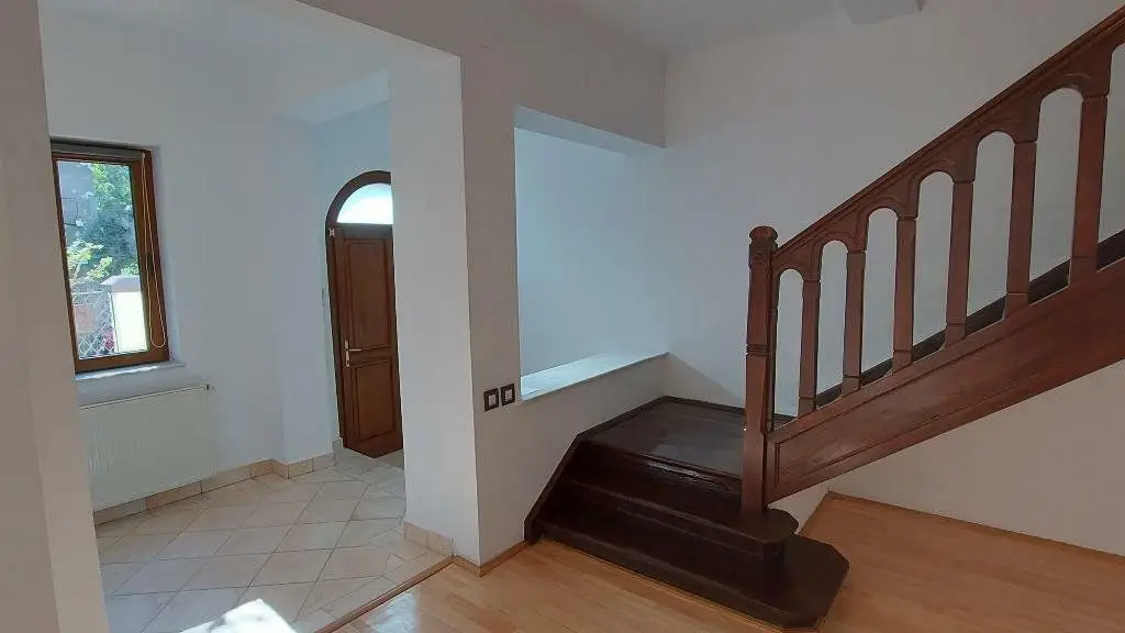 Vila de vanzare direct de la proprietar.