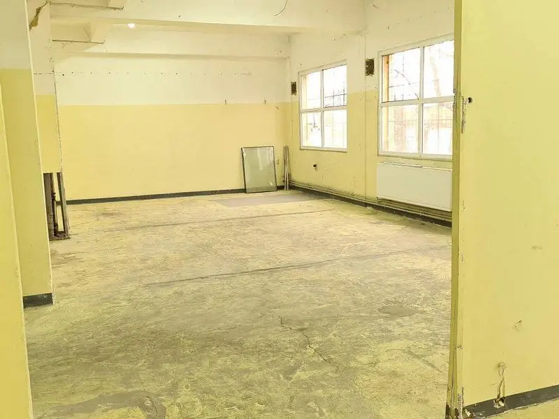 Drumul Intre Tarlale spatiu productie 1350 mp