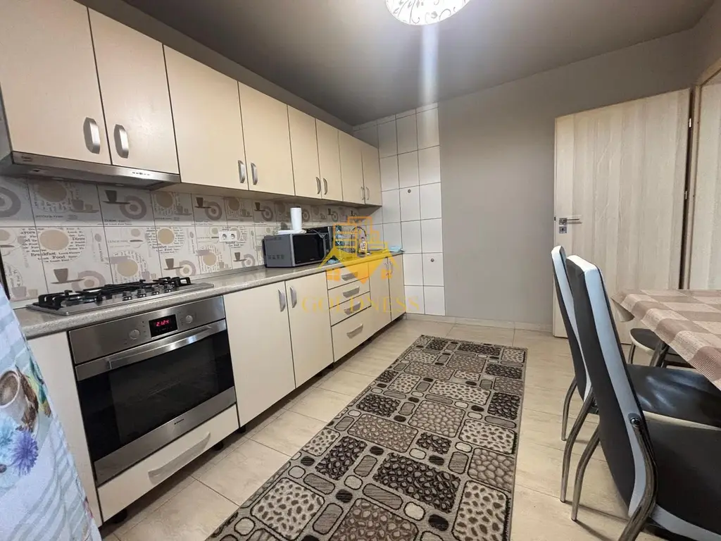 Duplex, 4 camere, modern, curte, terasă, 200mp teren, Florești