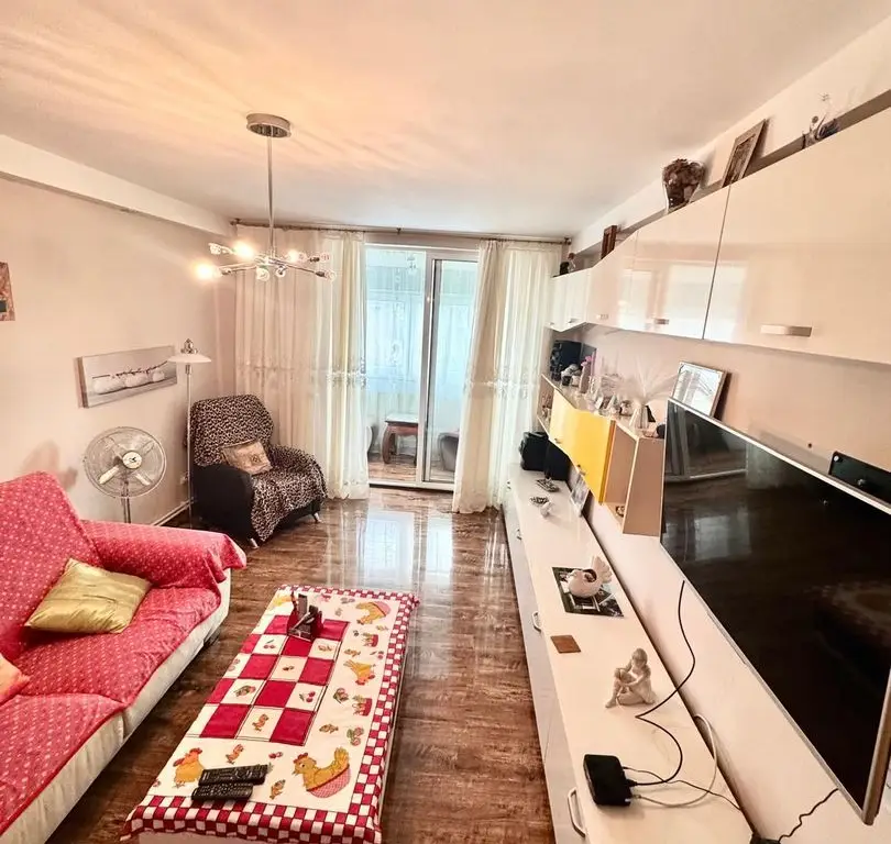 Apartament 3 camere, 64 mp, Nicolae Titulescu, etaj 4