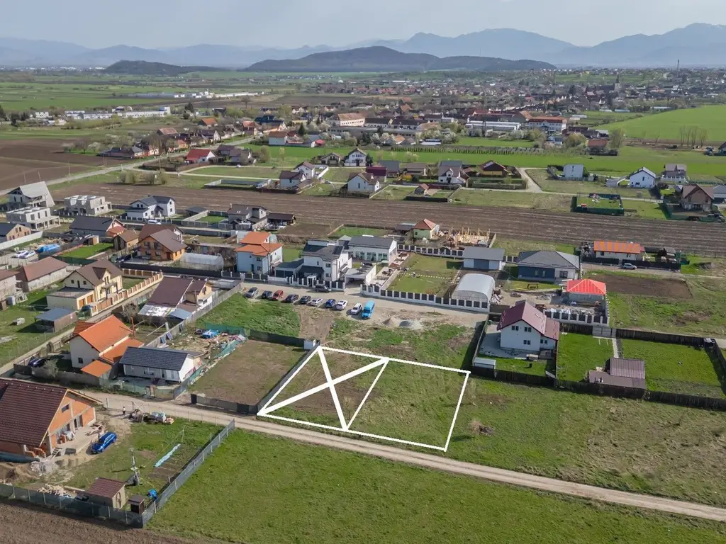 Parcelă pentru Locuință pe strada Uranus, Bod – Teren cu PUZ Aprobat